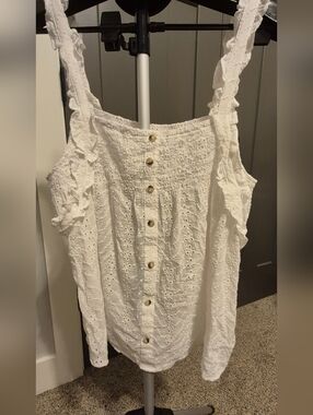 Hem & Thread White Eyelet Ruffle Strap Pullover Tank Top – 100% Rayon – Size M